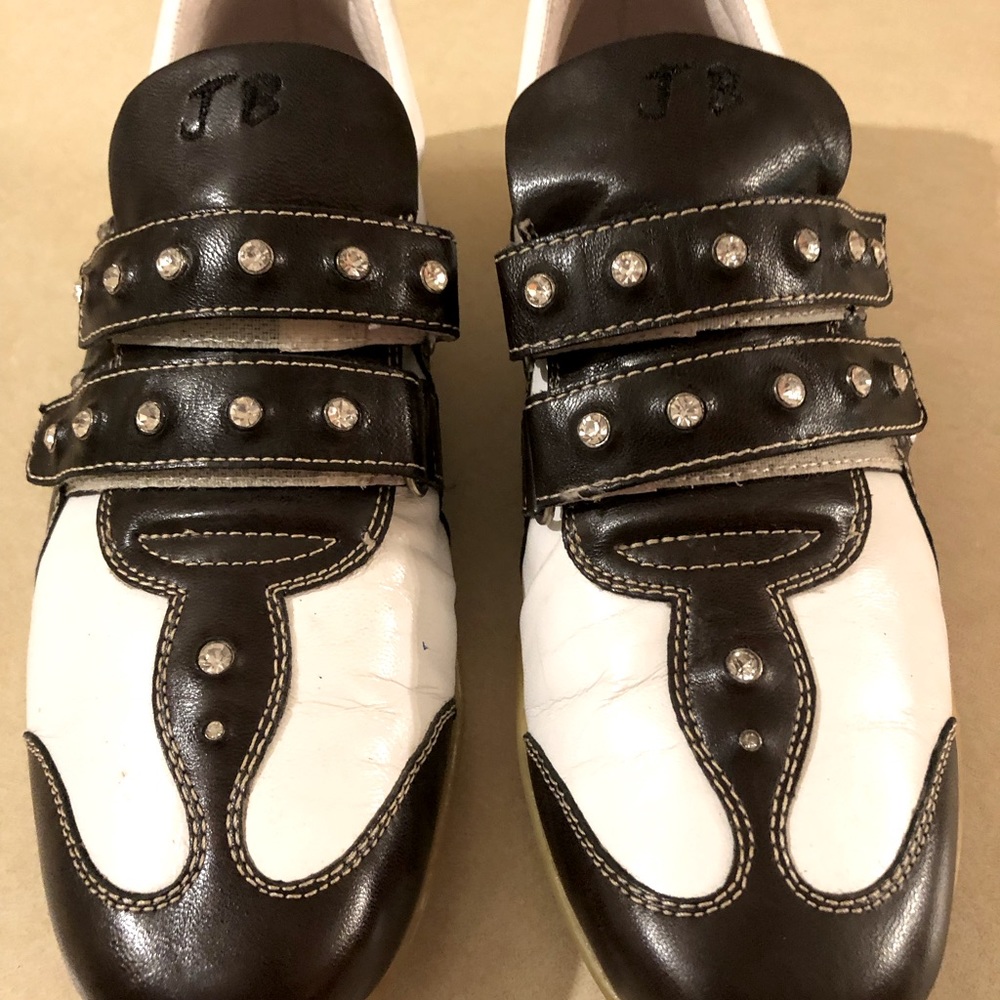 Black/white rhinestone embellished shoes. Size 81/2 M. Worn once